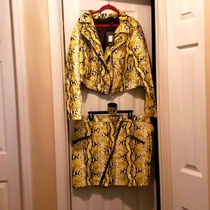 New Fashion Nova 2pc yellowish green snake print skirt & jacket set - Sz 2x